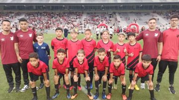 Agora em rio branco tem escolinha do furacão - Jornal Expresso